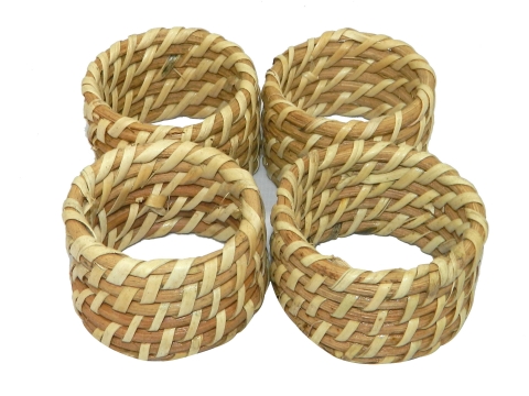 4pc rattan napkin rings